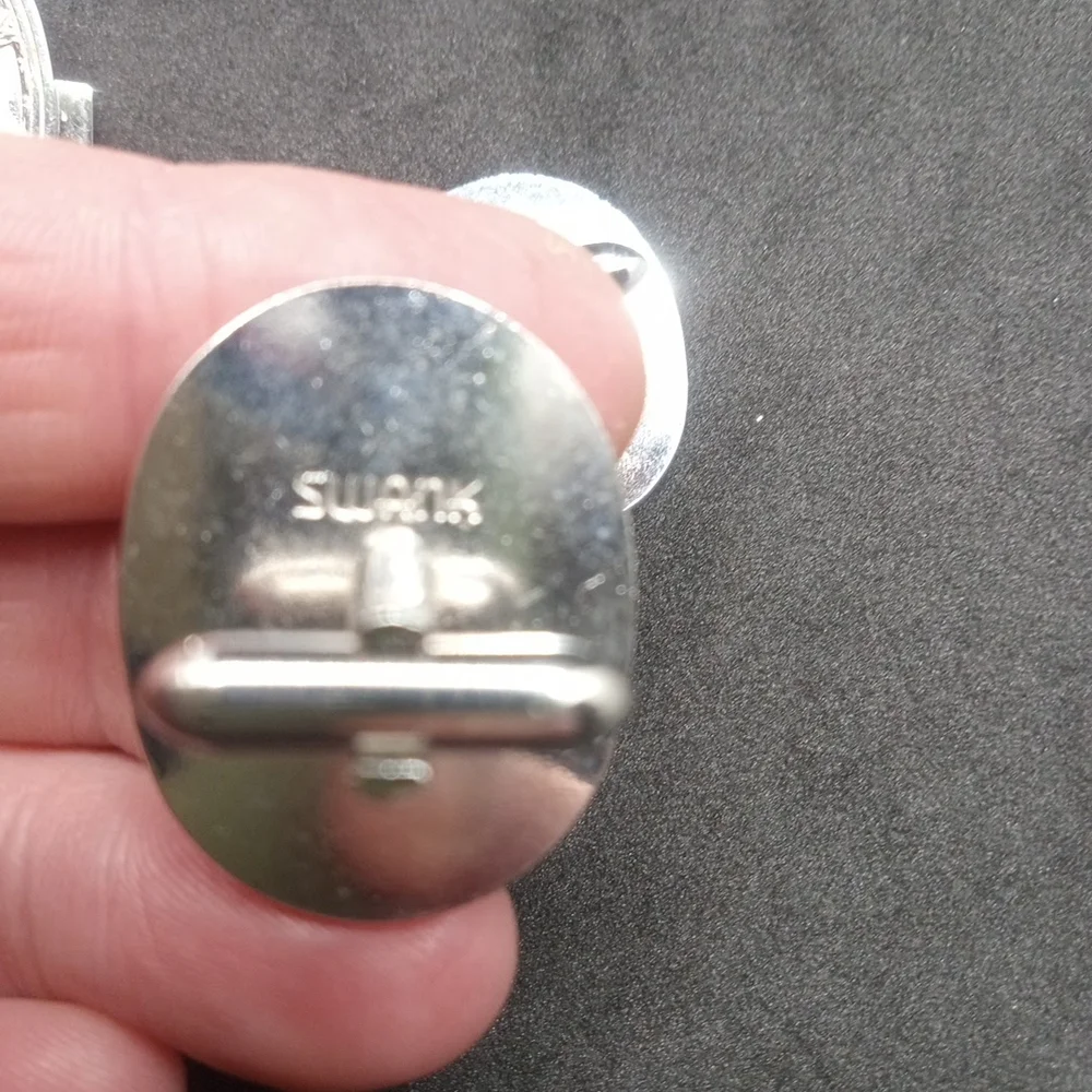 SWANK Tie Clip And Cuff Links Set